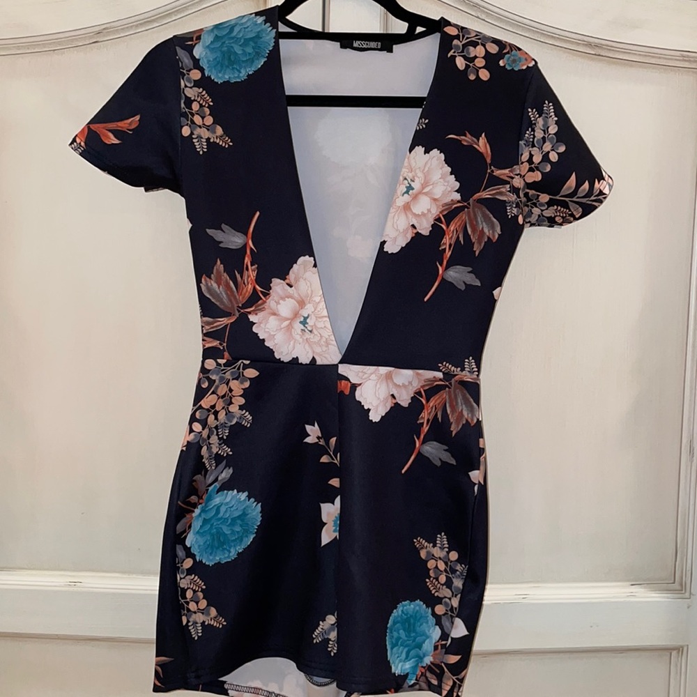 Misguided black short sleeve floral romper size 2